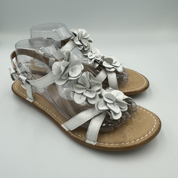 BOC Born Strappy Sandals 9 /40.5 White Leather Floral Ankle Buckle Closure Boho - Picture 1 of 14